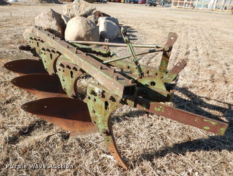 image for item IE9755 (2) bottom plows