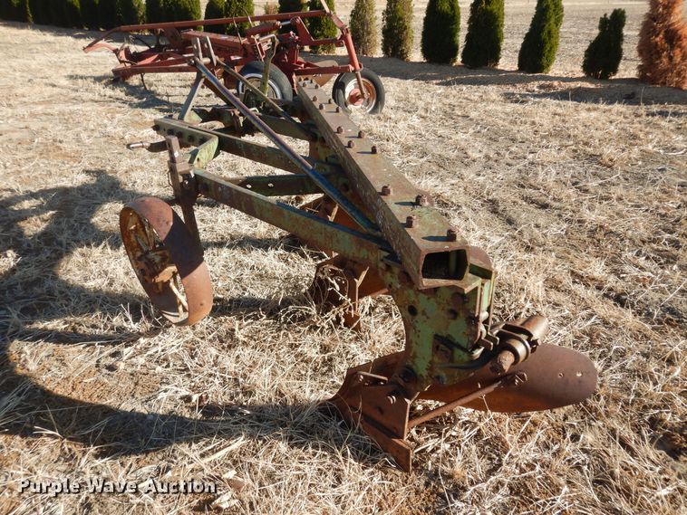 image for item IE9755 (2) bottom plows