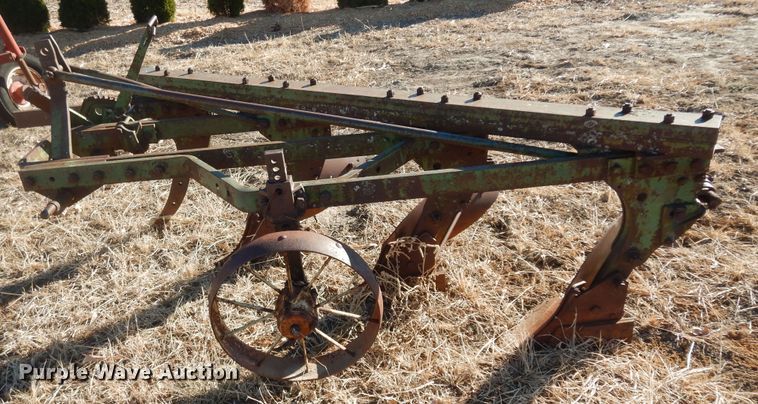 image for item IE9755 (2) bottom plows