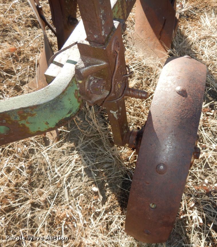 image for item IE9755 (2) bottom plows