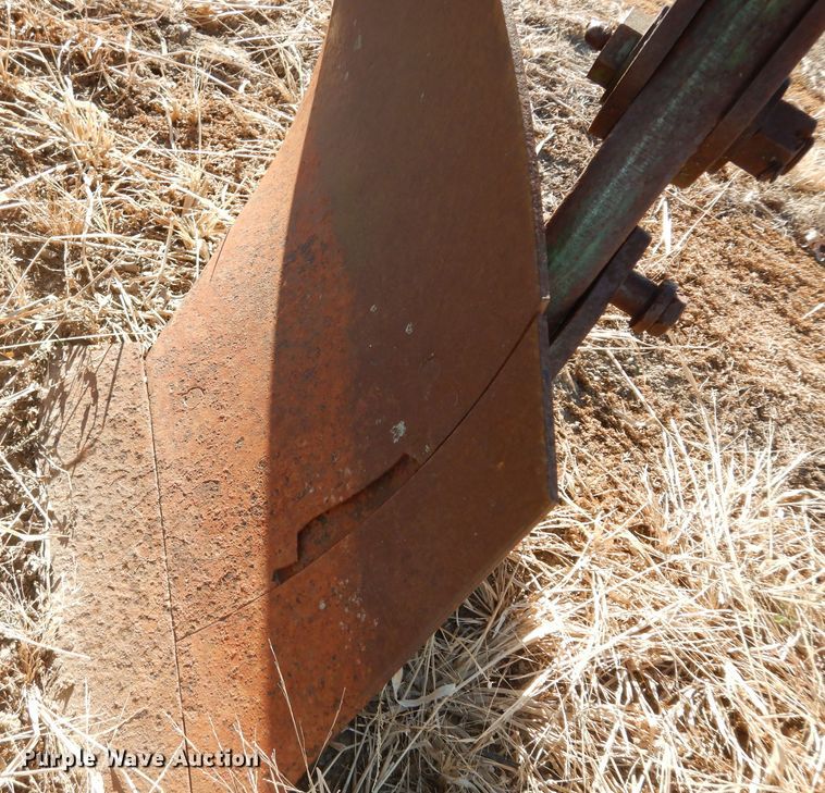 image for item IE9755 (2) bottom plows