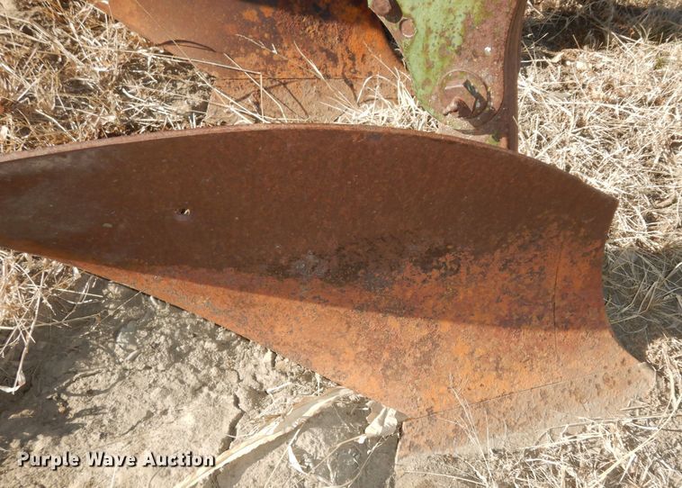 image for item IE9755 (2) bottom plows