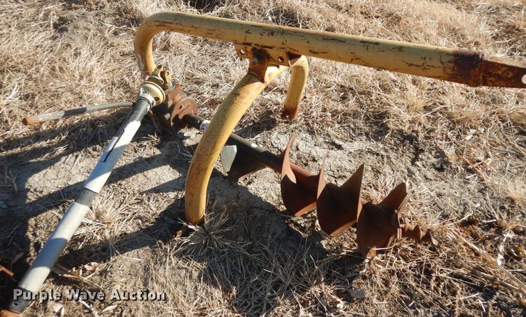 image for item IE9756 (2) pieces of ag equipment