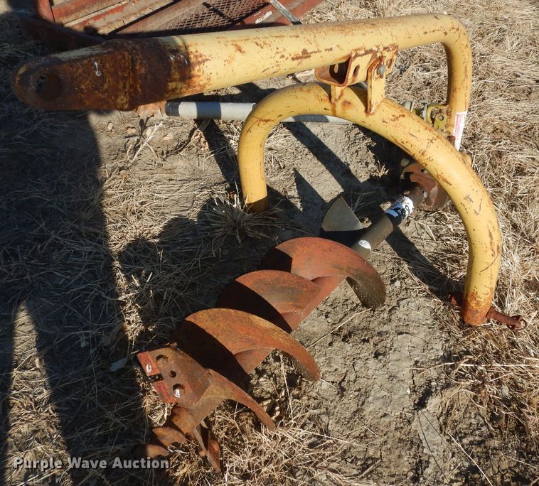 image for item IE9756 (2) pieces of ag equipment