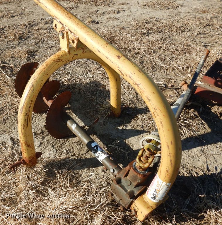 image for item IE9756 (2) pieces of ag equipment