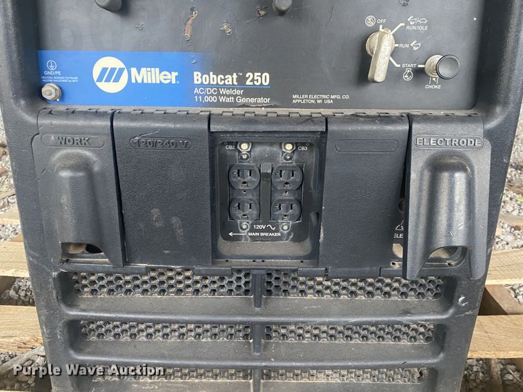 image for item IG9798 Miller Bobcat 250  welder/generator