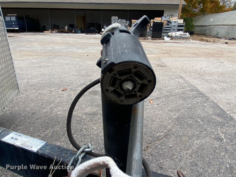 image for item IG9802 2007 Cargo Craft 85202  enclosed cargo trailer