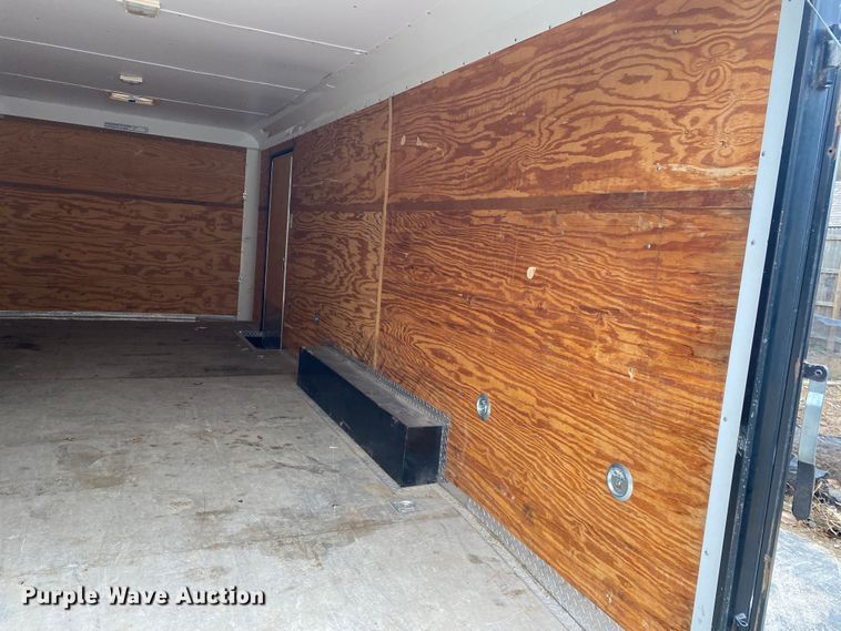 image for item IG9802 2007 Cargo Craft 85202  enclosed cargo trailer