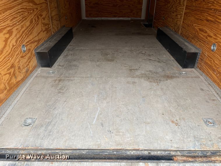 image for item IG9802 2007 Cargo Craft 85202  enclosed cargo trailer