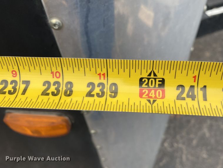 image for item IG9802 2007 Cargo Craft 85202  enclosed cargo trailer