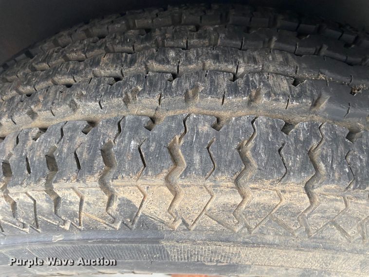 image for item IG9802 2007 Cargo Craft 85202  enclosed cargo trailer