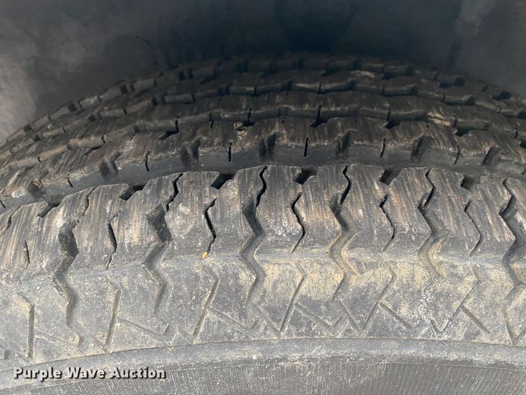 image for item IG9802 2007 Cargo Craft 85202  enclosed cargo trailer