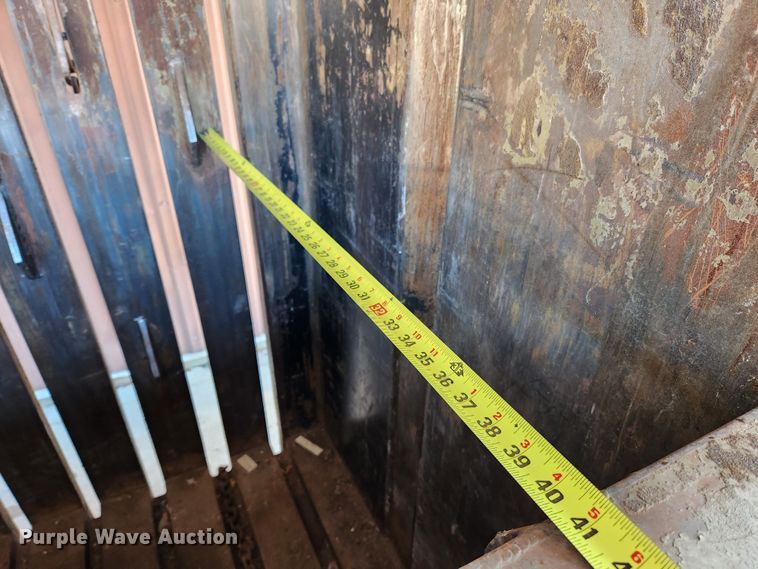 image for item JB9758 Piqua HD2200  vertical cardboard baler