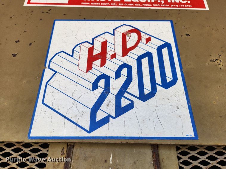 image for item JB9758 Piqua HD2200  vertical cardboard baler