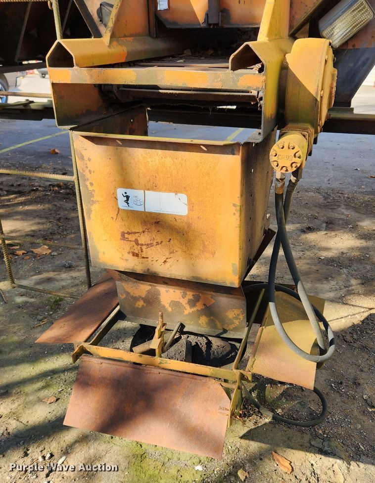 image for item JB9760 (2) Swenson spreaders