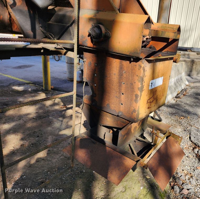 image for item JB9760 (2) Swenson spreaders