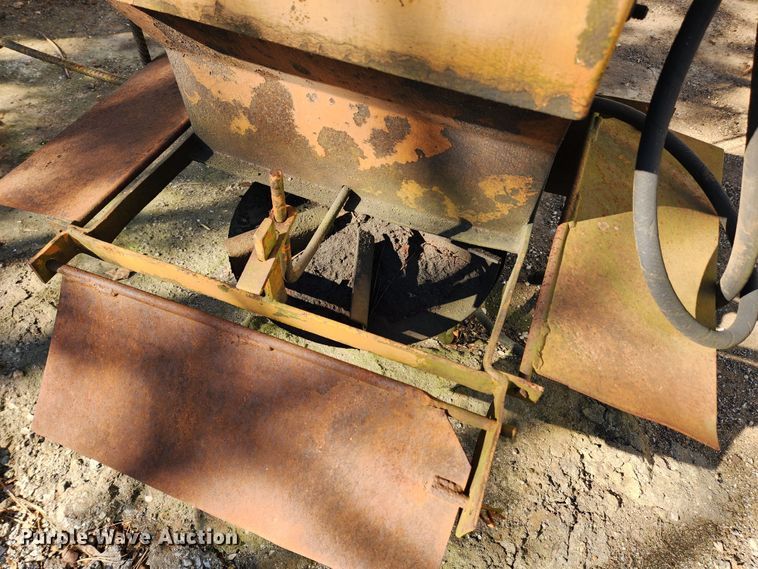 image for item JB9760 (2) Swenson spreaders