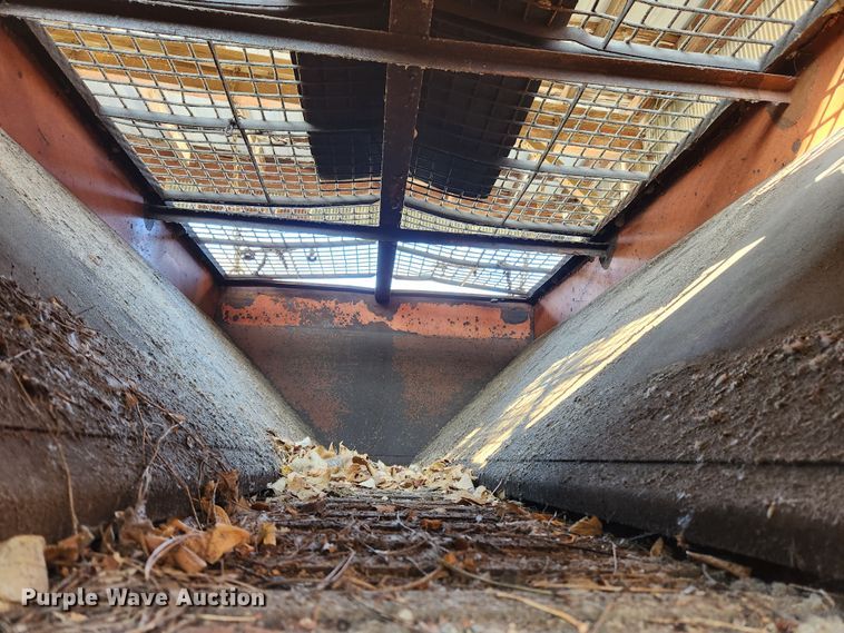 image for item JB9760 (2) Swenson spreaders