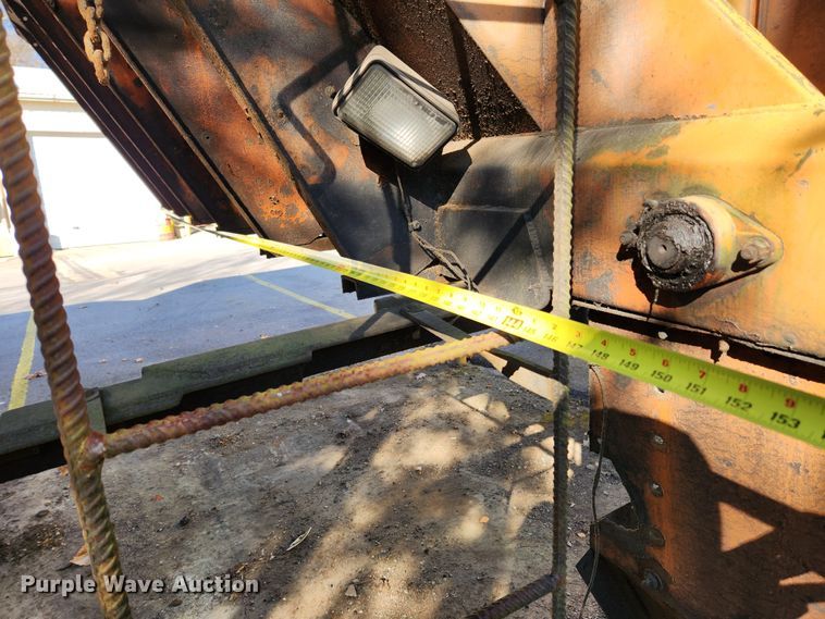 image for item JB9760 (2) Swenson spreaders