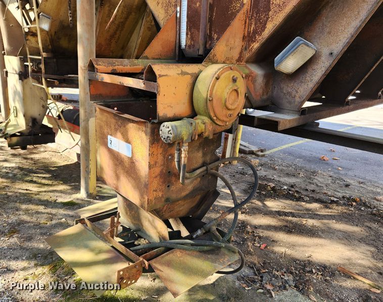 image for item JB9760 (2) Swenson spreaders