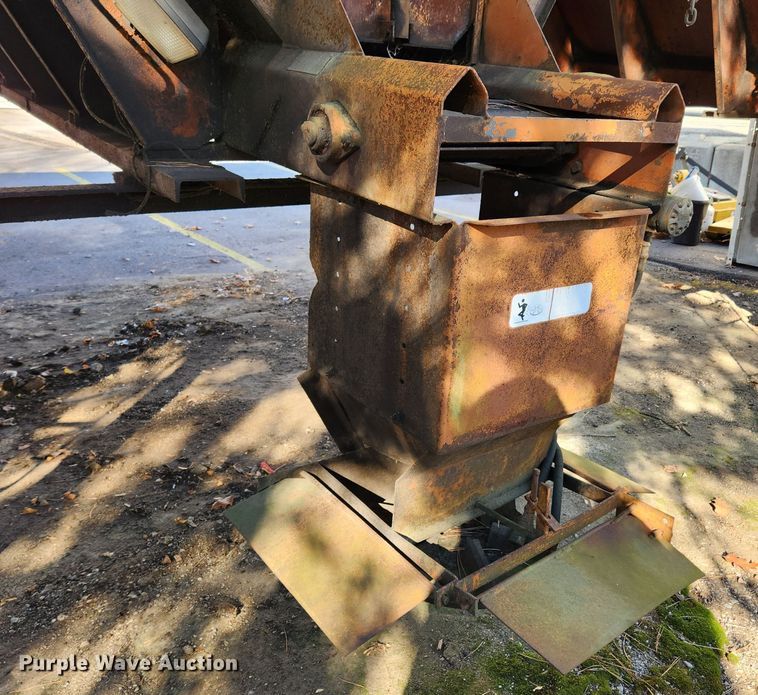 image for item JB9760 (2) Swenson spreaders