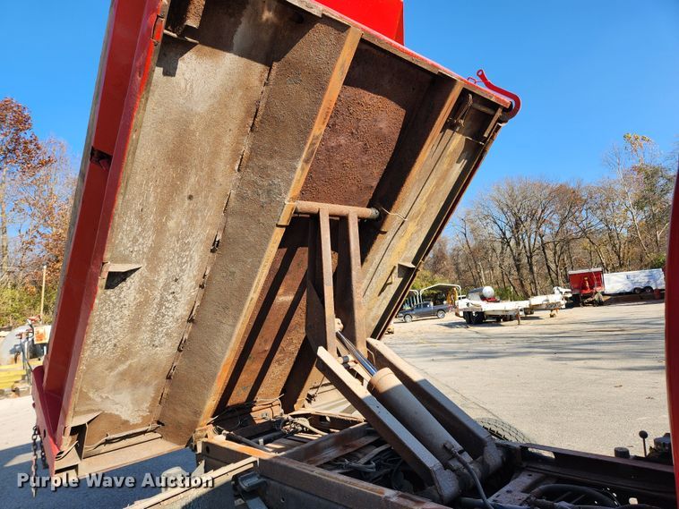image for item JB9763 2008 Ford F550 Super Duty XL  dump truck