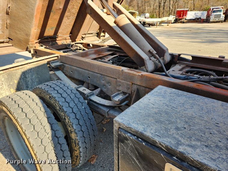 image for item JB9763 2008 Ford F550 Super Duty XL  dump truck