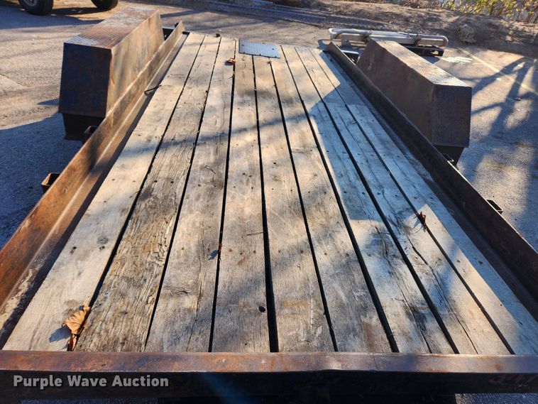 image for item JB9764 2003 Brooks Brothers SLT1523-E  tilt deck equipment trailer