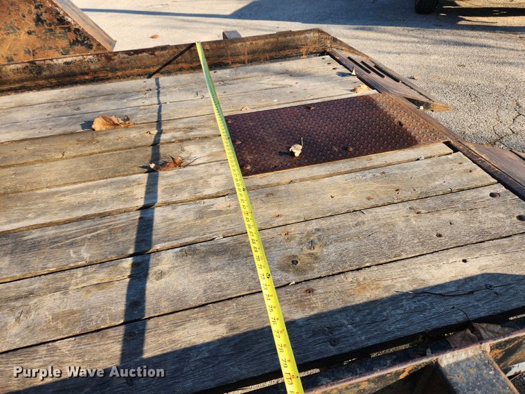 image for item JB9764 2003 Brooks Brothers SLT1523-E  tilt deck equipment trailer