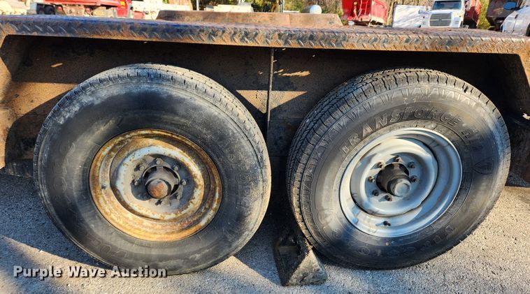 image for item JB9764 2003 Brooks Brothers SLT1523-E  tilt deck equipment trailer