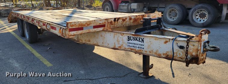 image for item JB9765 1986 Cronkhite  equipment trailer