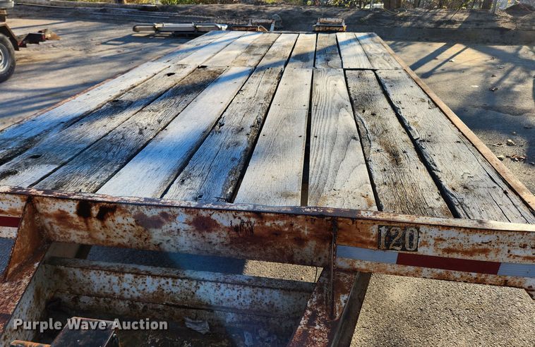 image for item JB9765 1986 Cronkhite  equipment trailer