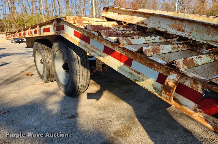 image for item JB9765 1986 Cronkhite  equipment trailer