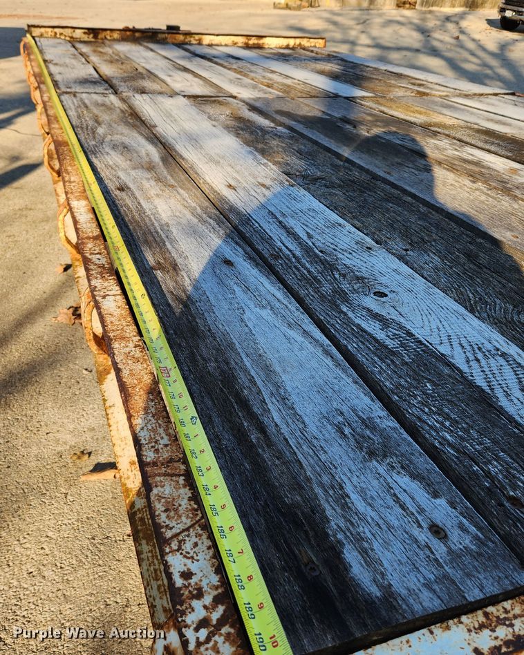 image for item JB9765 1986 Cronkhite  equipment trailer