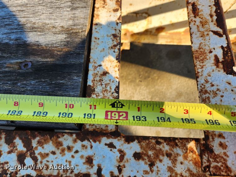 image for item JB9765 1986 Cronkhite  equipment trailer