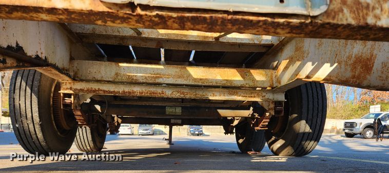 image for item JB9765 1986 Cronkhite  equipment trailer