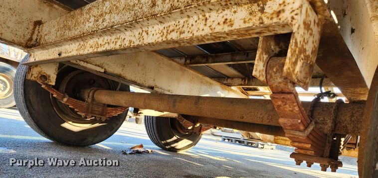 image for item JB9765 1986 Cronkhite  equipment trailer