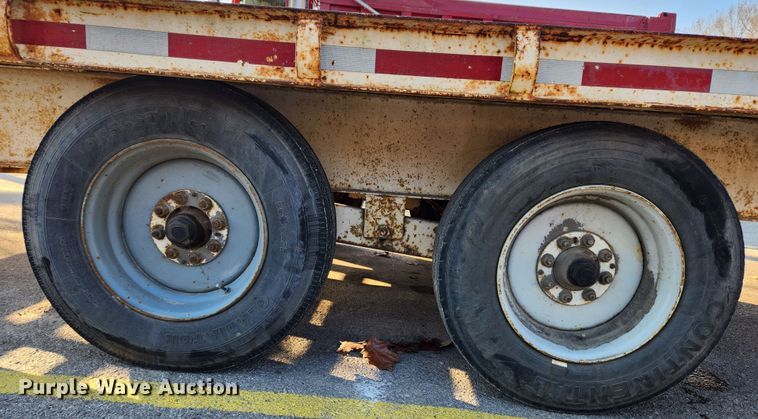 image for item JB9765 1986 Cronkhite  equipment trailer