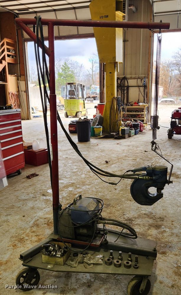 image for item JB9784 Nitto Kohki HPD-05  hydraulic punch