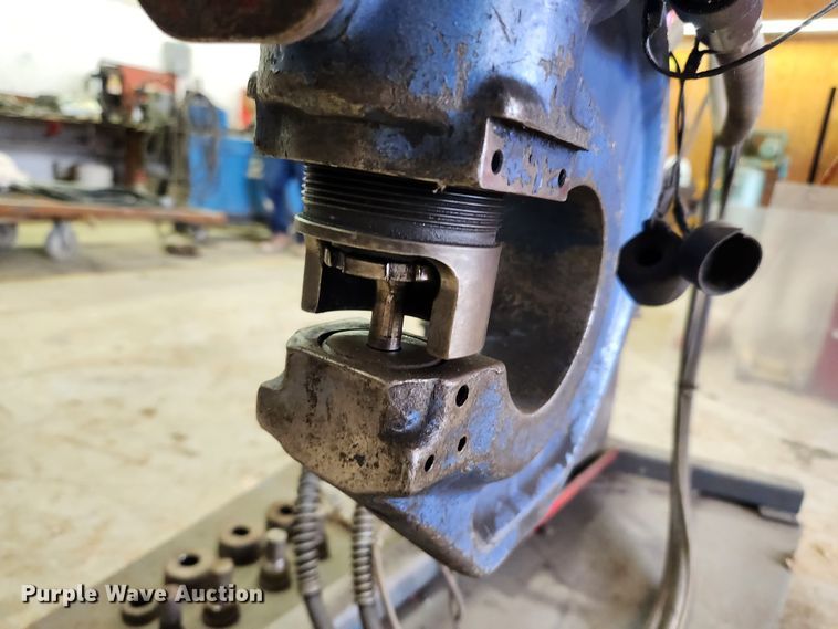 image for item JB9784 Nitto Kohki HPD-05  hydraulic punch