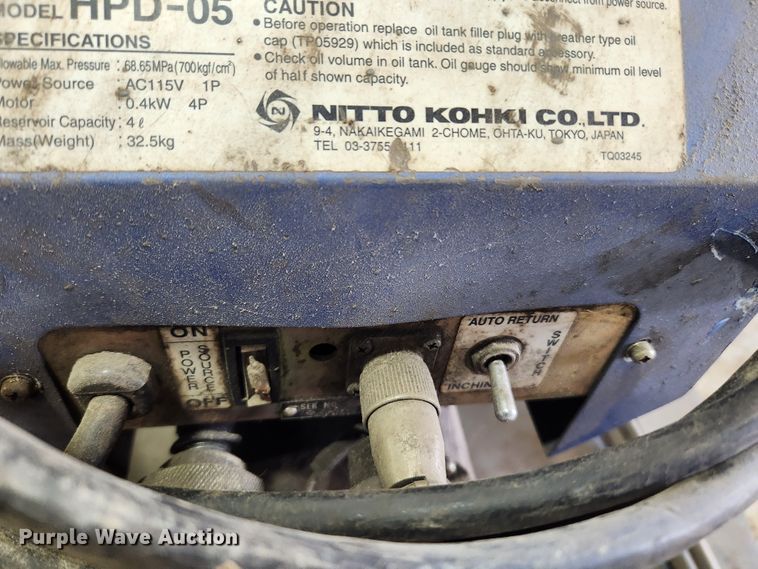 image for item JB9784 Nitto Kohki HPD-05  hydraulic punch