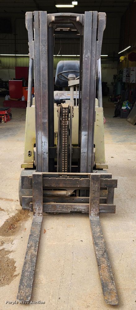 image for item JB9785 Clark ECA25  forklift