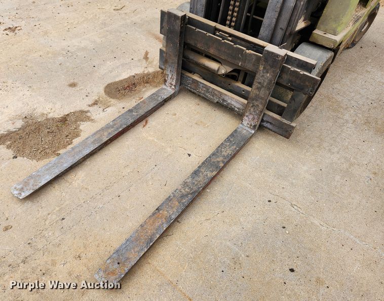 image for item JB9785 Clark ECA25  forklift