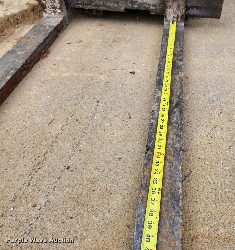 image for item JB9785 Clark ECA25  forklift