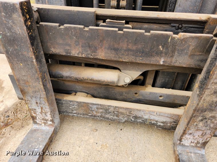 image for item JB9785 Clark ECA25  forklift