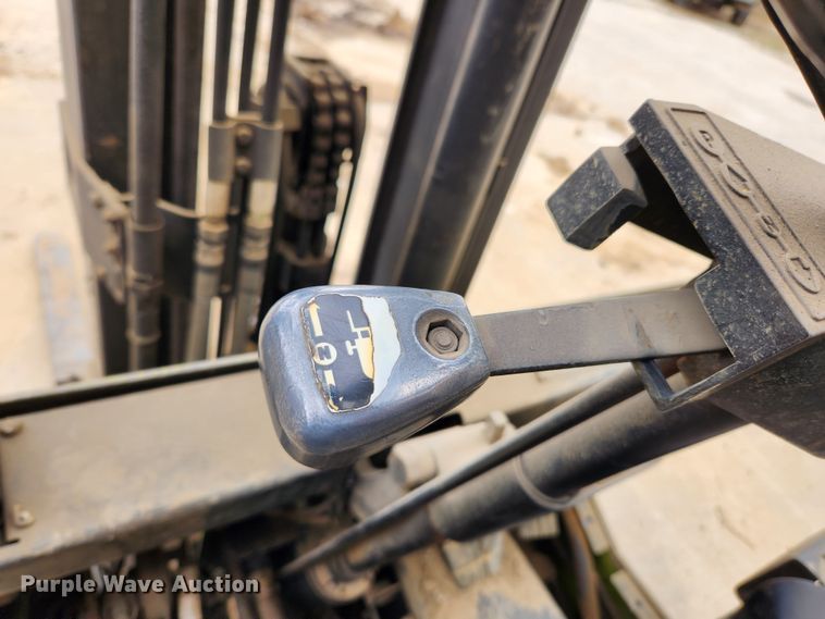 image for item JB9785 Clark ECA25  forklift