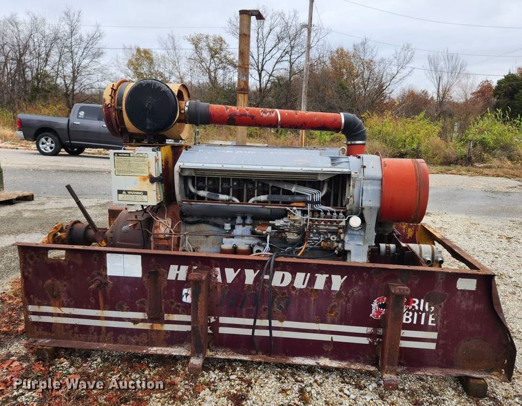 image for item JB9795 Deutz  engine