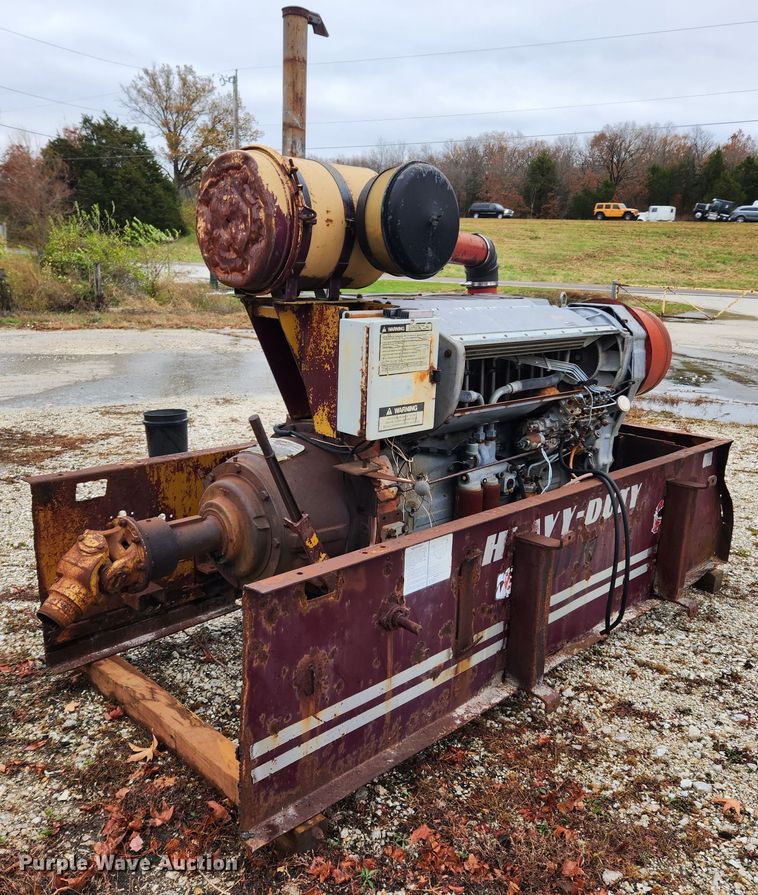 image for item JB9795 Deutz  engine