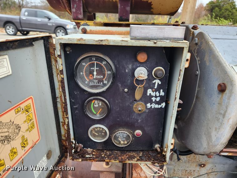 image for item JB9795 Deutz  engine