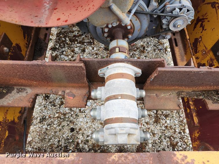 image for item JB9795 Deutz  engine